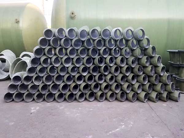 玻璃鋼噴淋塔外循環(huán)管